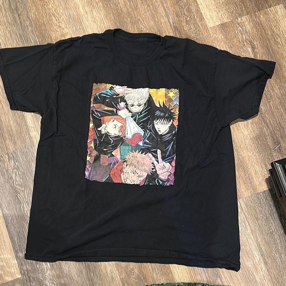 Black Graphic T-Shirt with Characters from Jujutsu Kaisen